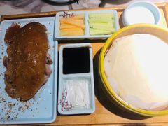 -韵秋荷(宝山龙湖天街店)