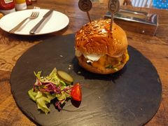 -HIGH FIVE哈福手工汉堡(桂林路店)