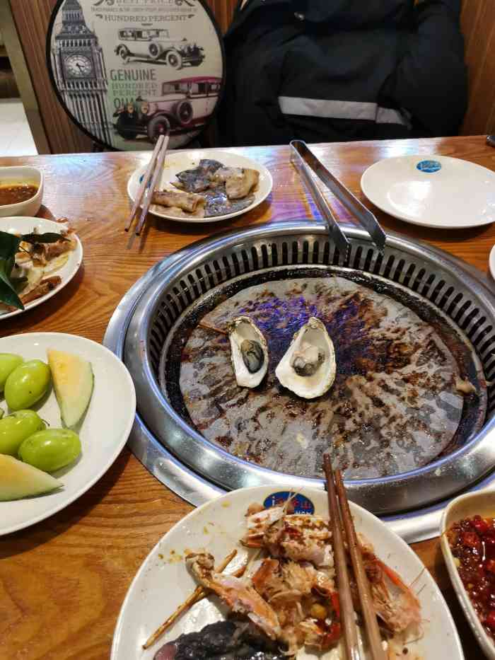 金滏山自助烤肉(武汉摩尔城旗舰店)-"吃的品种还是挺多的.