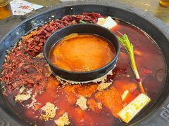 -黄潇洒老火锅(九眼桥宏济巷店)