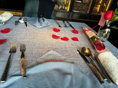 -弦月窗LUNETTE BY AMANDA(复兴路店)