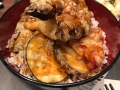 鳗鱼鲜蔬杂锦天丼-名代宇奈备长炭烧鳗鱼居酒屋