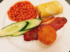 -上海滴水湖皇冠假日酒店