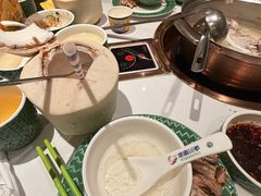 -润园四季椰子鸡火锅(卓越INTOWN店)