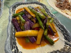 虎皮辣子炒茄子-维吾尔餐厅(宜山路店)