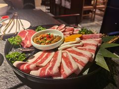 -嘿嘟嘟·肋条烧肉放题(爱融荟城店)