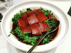鲍汁酒香黑猪肉-金色艳阳天•粤菜 淮扬菜(古平岗店)