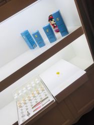 -美肤盾祛痘·问题肌头疗管理中心