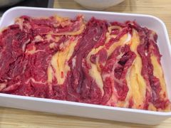 -杨老板·海鲜集市火锅·鲜切牛肉(中防万宝店)