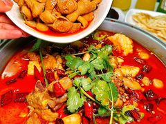 -彭记铁锅肥肠(东四总店)