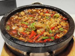 馋嘴牛蛙-俊江南时尚创意餐厅