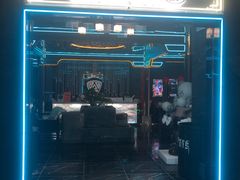 -屋有岛沉浸游戏旗舰店(中山公园店)