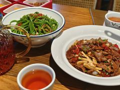 -黄泥岗·地道湖北菜(奥特莱斯店)