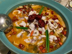 酸菜鱼-周渝食惦·酸菜鱼精致川菜(横岗店)