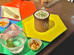 手工奶盖茶-茶是一枝花泡茶店