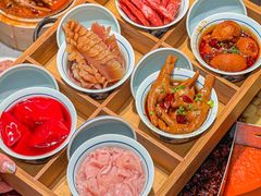 -周小明火锅(黑金冠社区店)