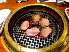 上等厚切牛舌-肉魁屋·烧肉·烧鸟·酒场(高新店)