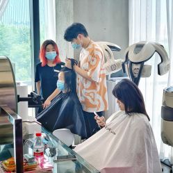 -ON STAR SALON