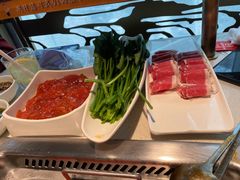-海底捞火锅鲜切牛肉主题店(长寿路店)