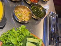 -釜山火炉·海鲜烤肉(紫藤路店)
