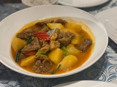 土豆牛腩-巴扎美食·新疆菜·西域歌舞表演餐厅(新疆大厦店)