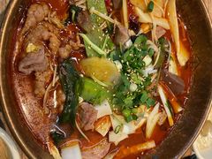 -成都你六姐·牛肉冒菜(上海环宇荟店)