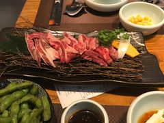 黑牛肋条肉-黑牛の店·和牛烧肉(大悦城店)