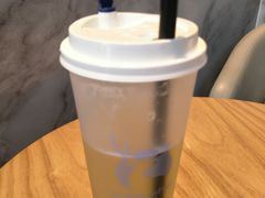 活力派对柠檬绿茶-瑞幸咖啡(百汇时代广场店)