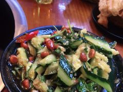 拍黄瓜-曹丞相·地锅鸡·地锅鱼(武林店)