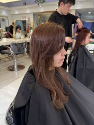 -镁连社·美联社