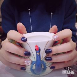 -孔雀手美甲美睫护理