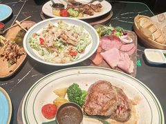 -DEEP·美式餐吧(五棵松华熙LIVE店)