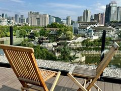 -包整·丝娃娃(甲秀楼景观店)