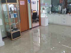 -茂菊口腔连锁(浦东南路店)