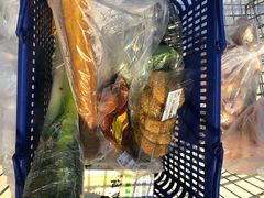 -家乐福(四元桥购物中心店)