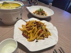 -艳阳天·非遗楚菜(武汉客厅店)