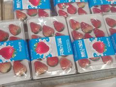 -三亚新鸿港水果一级批发市场