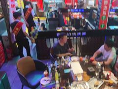 -路边边.炒菜烧烤.音乐餐厅(良乡长虹店)