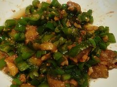 -阿瓦山寨·湘菜现炒·剁椒鱼头王(咸阳总店)