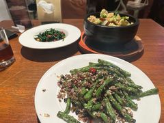-京尊烤鸭店JINGZUN(春秀路店)