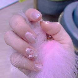 -吉吉靓甲美睫