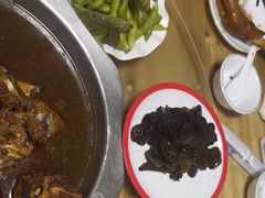 -聚首堂·特色小吃·肘子(什刹海德胜门店)