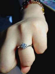 -威德钻石-克拉钻大本营(南京东路店)