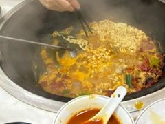 -曹丞相·地锅鸡·地锅鱼(武林店)