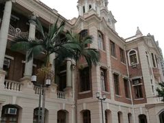 -香港大学
