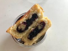 乳酪蓝莓月饼-爱达乐面包生日蛋糕(德阳珠江桥店)
