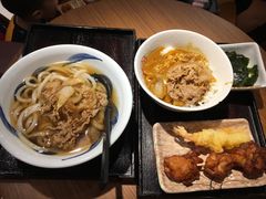 -大食代美食广场(上海中心店)