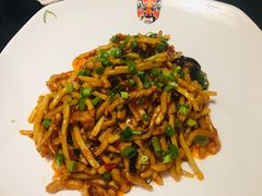 -俏江南(中山路先天下广场店)