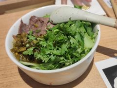 -肥汁米蘭香港米线(宁波路总店)