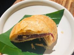 玫瑰鲜花饼-云海肴·汽锅鸡·云南菜(美罗城店)